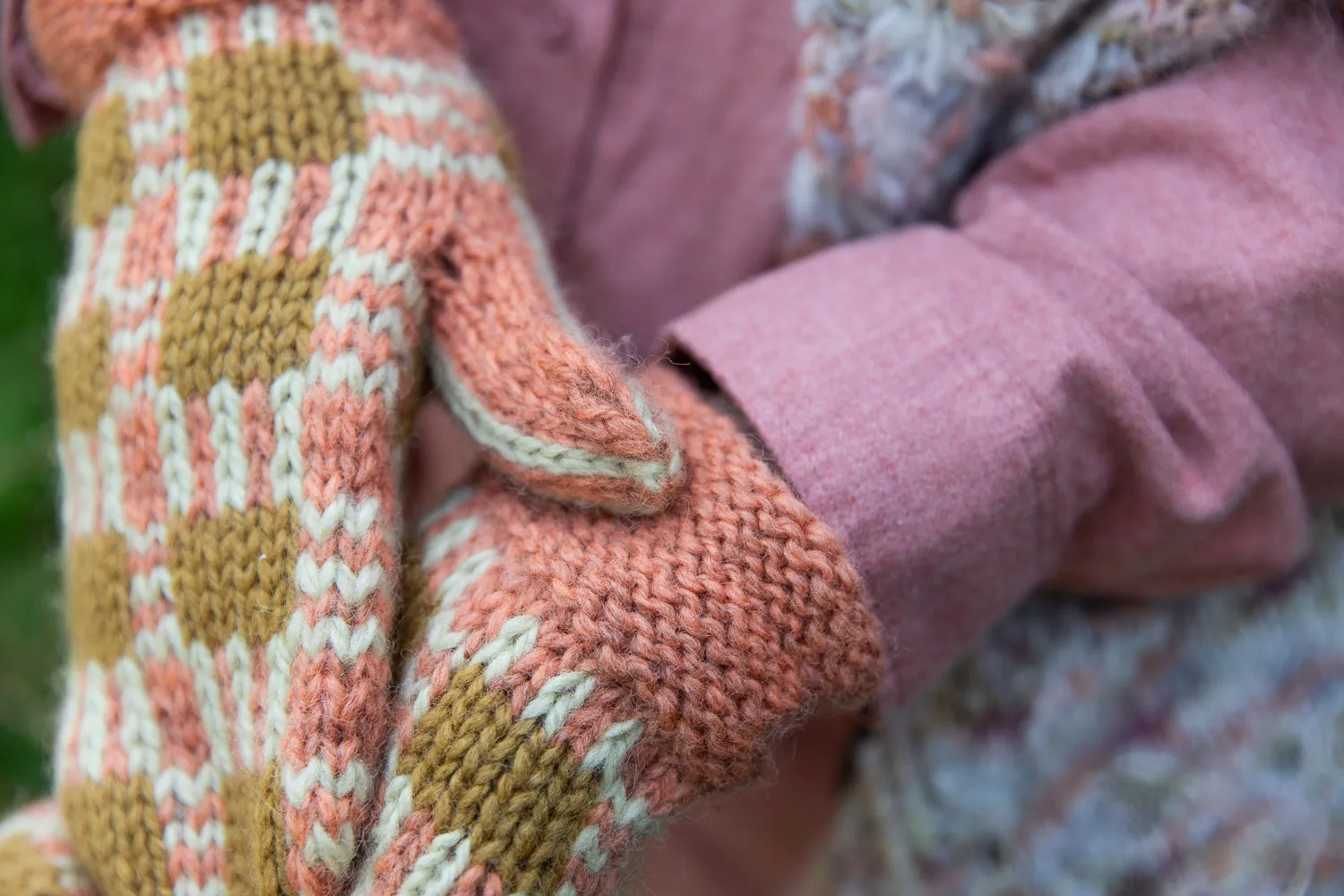 52 Weeks of Chunky Knits par Laine Magazine