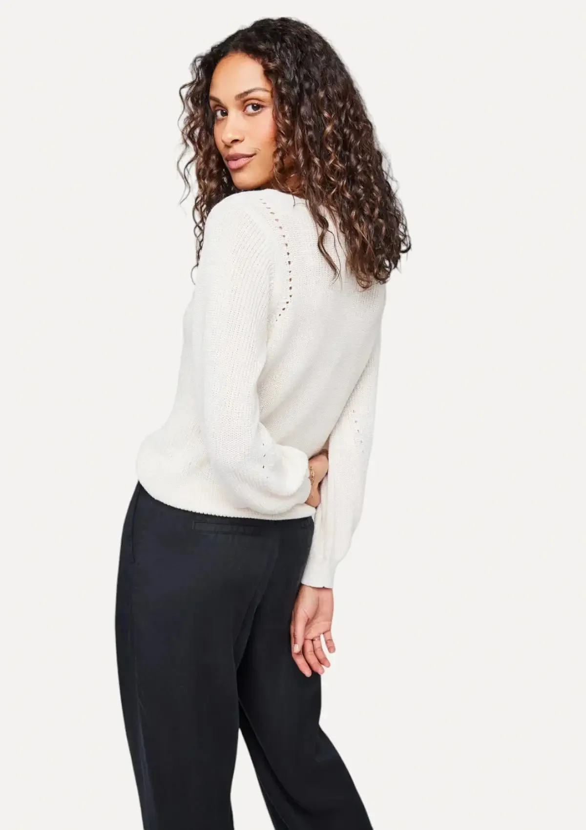 Hailey V-Neck Pullover Sweater - Cream