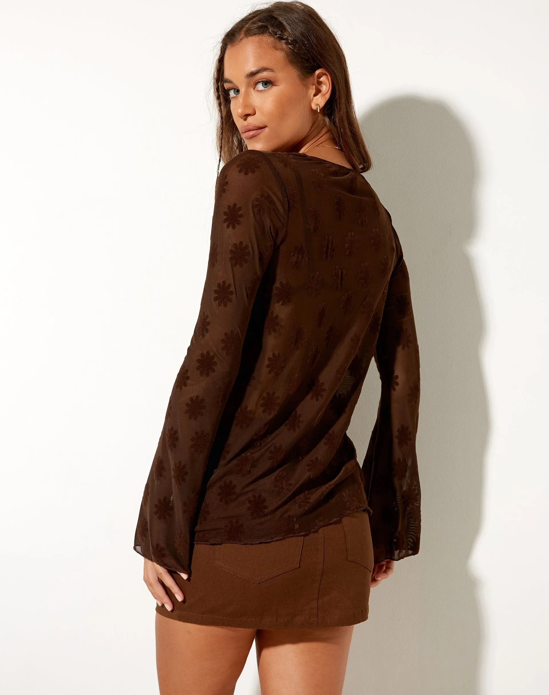 Leon Cardi in Brown Flock Daisy