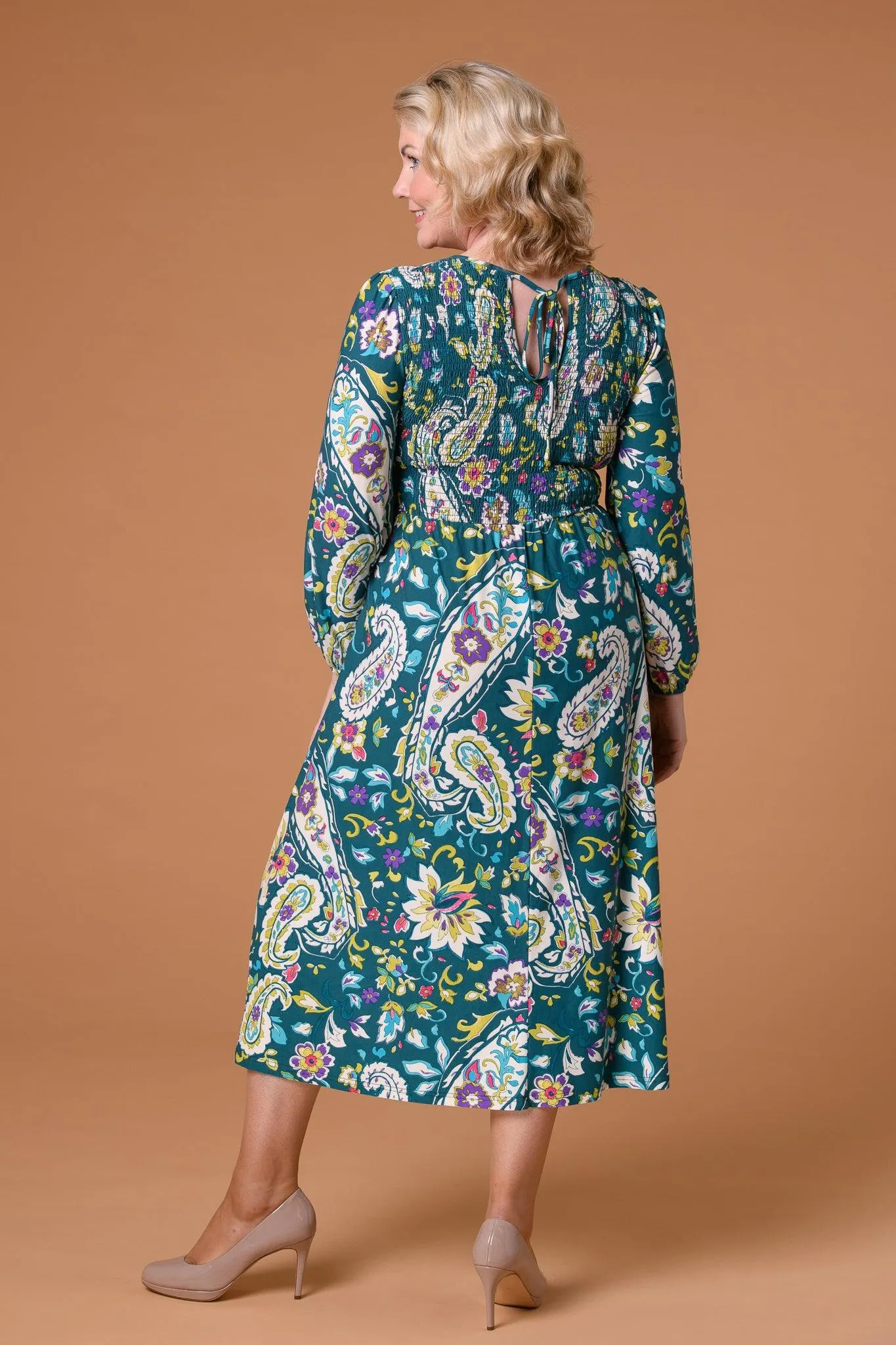 Paisley Shirred Soft Dress in Green