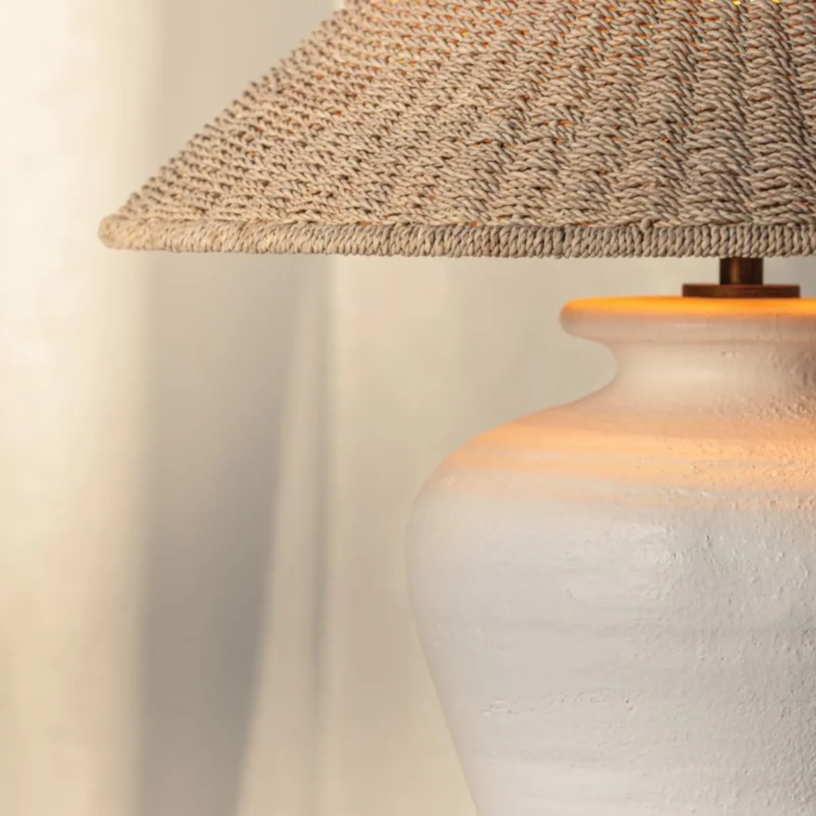 Pezante Table Lamp