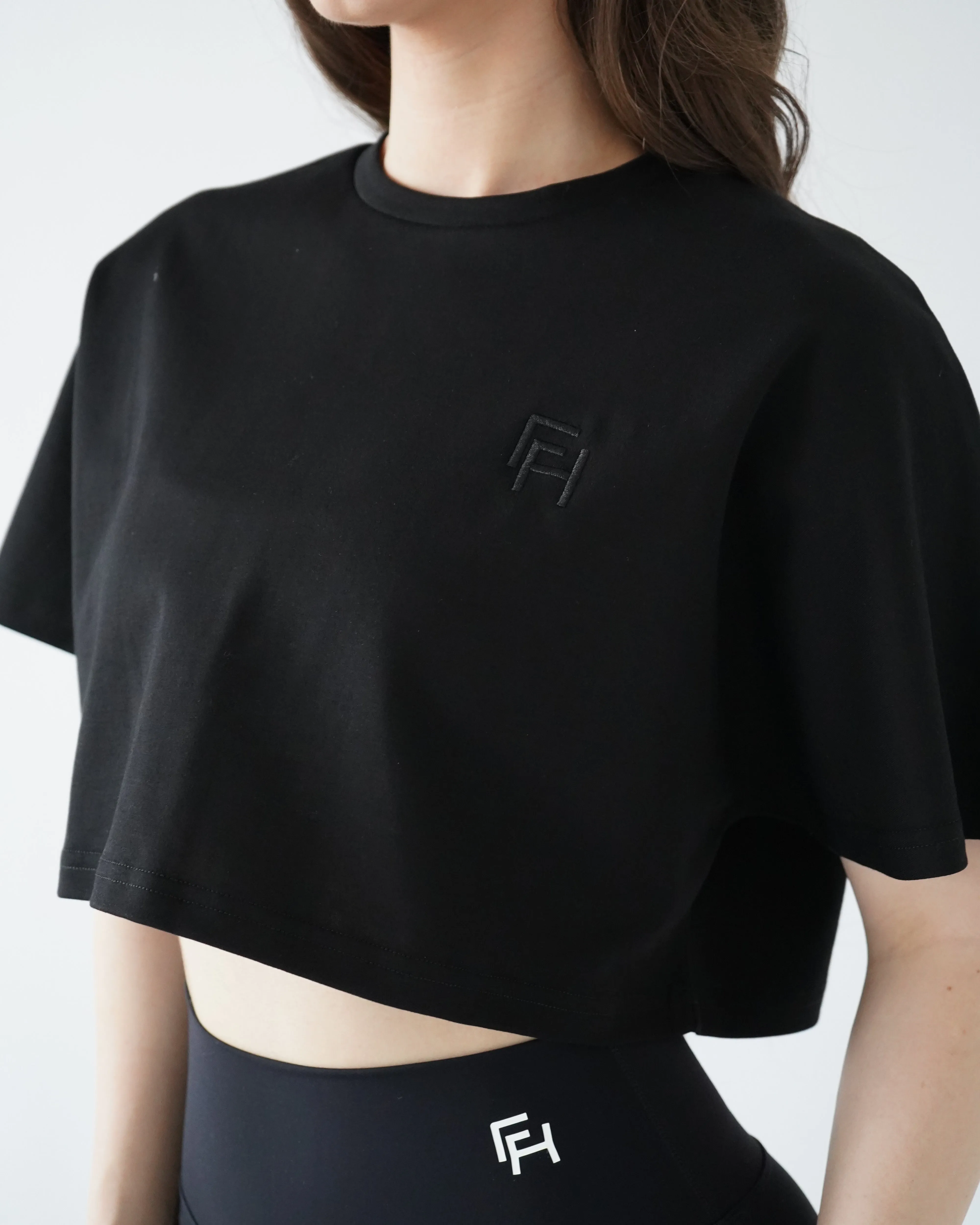 Relaxed Crop Top - Black